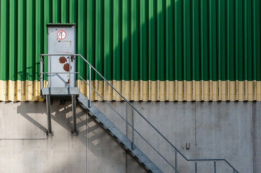 Renting Various Industrial Equipment: 6 Practical Tips to Follow